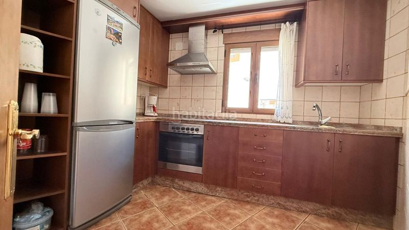 Foto afb22b95-ac44-4850-8541-41a436f95b91. Casa amb calefacció aparcament a Bogarra