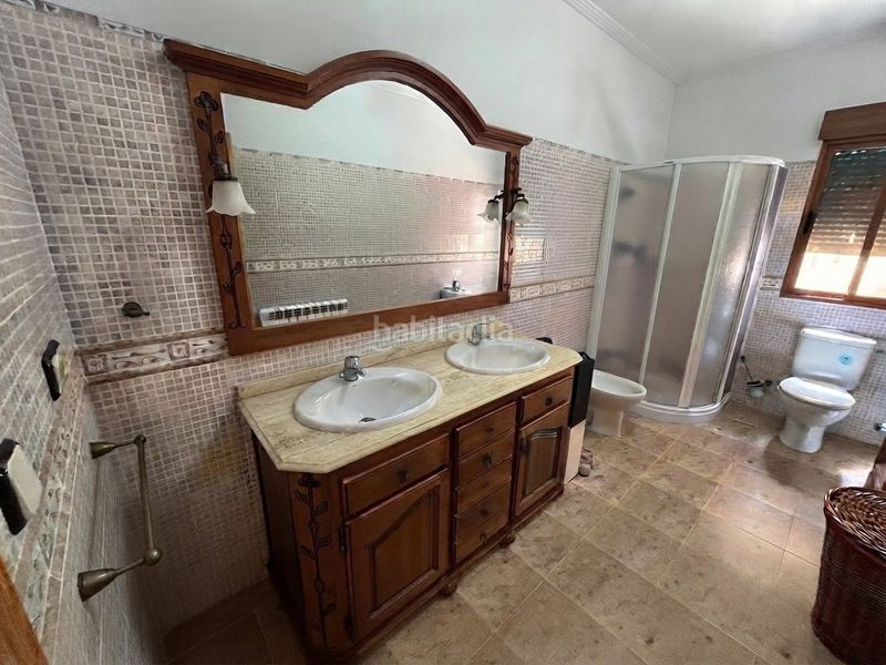 Foto 5ff41acc-c677-4d78-998a-777b06f0e9cf. Casa amb calefacció aparcament a Minaya
