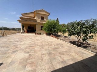 House in Minaya. Casa en venta en minaya, 6 dormitorios.