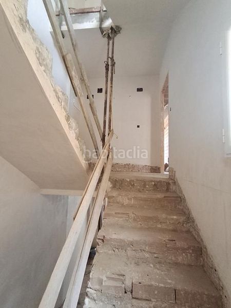Foto 2eab1823-8af5-48fb-80d6-0cb7c8705690. Edificio  en venta en roda la, 7 dormitorios. en Roda (La)