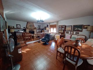Maison à Pedernoso (El). Casa en venta en pedernoso el, 4 dormitorios.