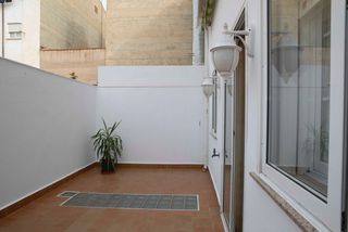 Casa adossada  Hermanos pinzón. Casa adosada en venta en feria, 5 dormitorios.