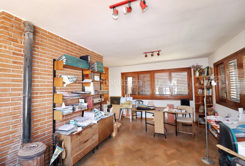 Foto a8d66a7a-a65b-494e-a8d9-07df215bf8b6. Xalet amb calefacció aparcament piscina a Rocafort