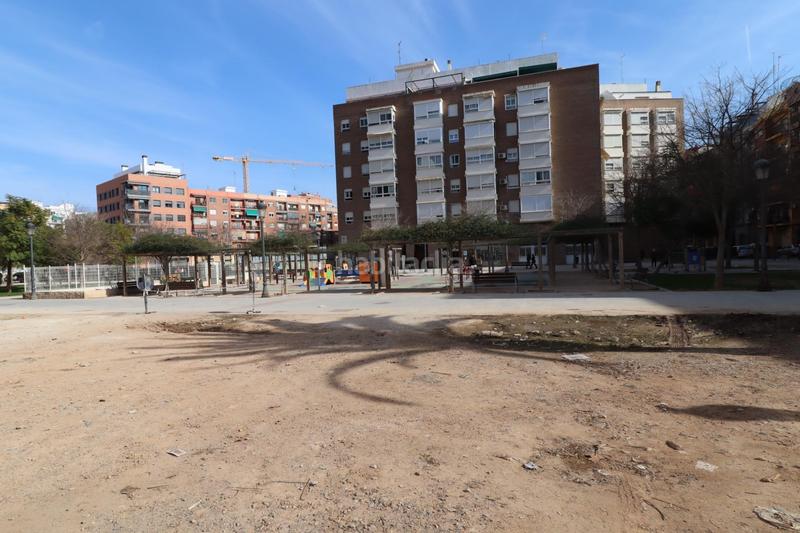 Foto 1a6fc8ea-a42a-43ab-aedd-219024a83447. Local commercial dans Nou Moles Valencia