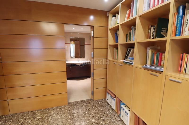 Foto 67f79bcb-6dba-4a2c-baf8-485535abc587. Rent office space with heating in Centro Ciudad Xàbia