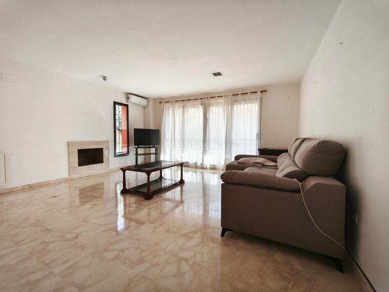 Foto 20617a92-ed51-43d7-b266-2767a44e1234. Affitto casa bifamiliare con riscaldamento parcheggio piscina in Paterna