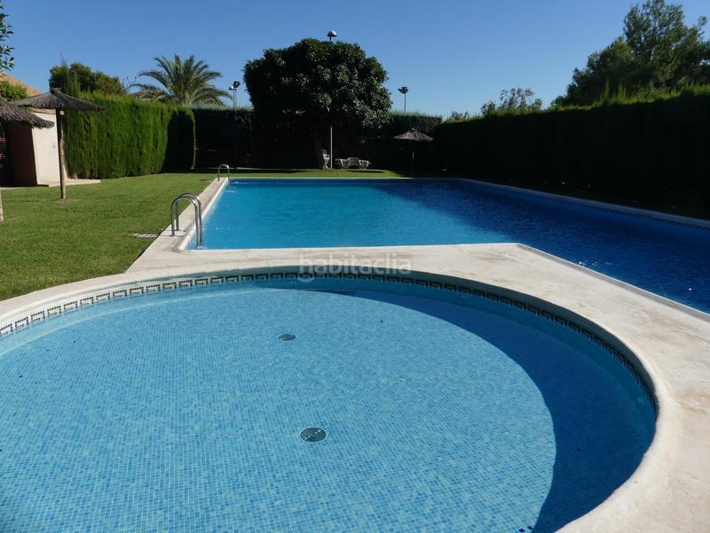 Foto 518e2eba-7249-49ee-96de-d80f998fa35c. Affitto casa bifamiliare con riscaldamento parcheggio piscina in Paterna