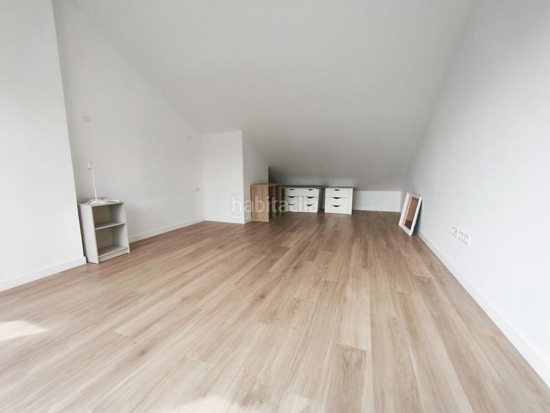 Foto f95c0cf8-15c2-4ee0-be2d-54d1f1135793. Affitto casa bifamiliare con riscaldamento parcheggio piscina in Paterna