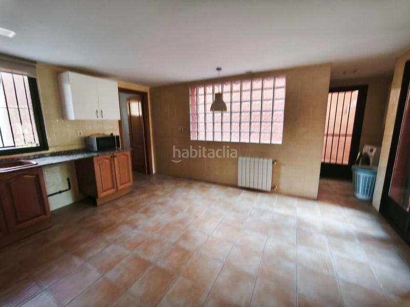 Foto 1b2d6fe0-b02c-4ab6-a99b-375dd3f177dd. Location maison jumelée avec chauffage parking piscine dans Paterna