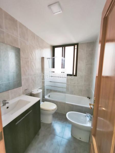 Foto 8b265319-8a77-4e21-a495-35ef14855826. Location maison jumelée avec chauffage parking piscine dans Paterna