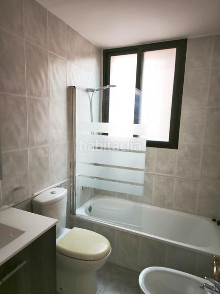 Foto d17b6406-fa0a-4328-823e-58f098fa6f1e. Location maison jumelée avec chauffage parking piscine dans Paterna