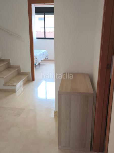 Foto 946260bf-1a63-4a81-beb6-ec98e8090740. Miete doppelhaus mit heizung parking pool in Casas Verdes Paterna