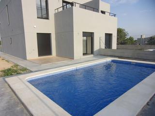 Lloguer Casa aparellada a Nueva Santa Barbara - Cruz de Gracia. Chalet pareado en nueva santa barbara