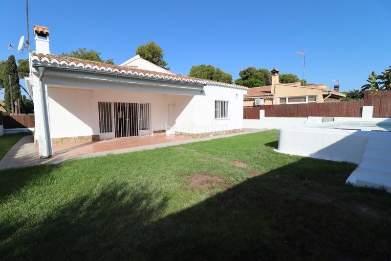 Foto 13c16c64-405b-44c1-95e9-8db5b0b04eb4. Affitto chalet con piscina in Rocafort