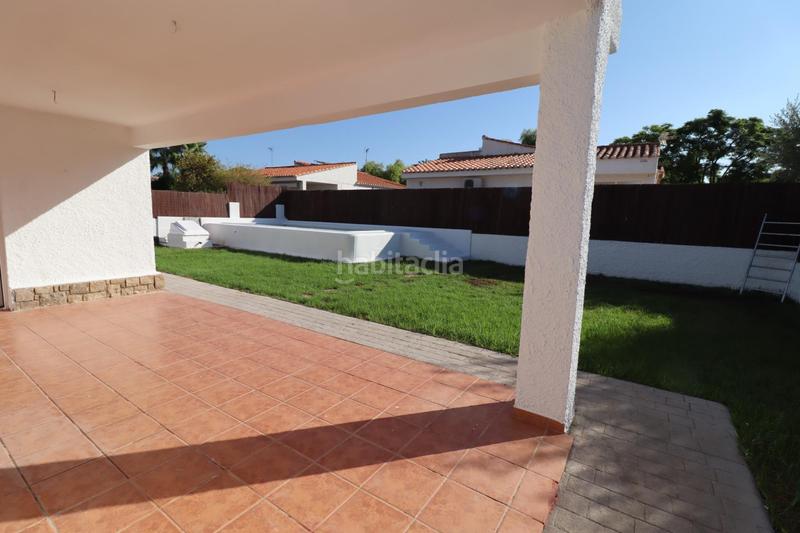 Foto 31f8e9b0-95ae-426c-ba32-6d6a49052a47. Affitto chalet con piscina in Rocafort