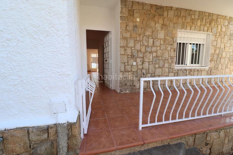 Foto d0b49cf8-4a5a-4ca5-97b0-0aef4f0318c8. Affitto chalet con piscina in Rocafort