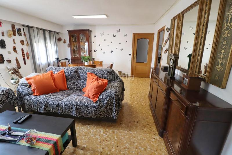 Foto 8c370c6d-9709-4104-bec9-42a12f1af82e. Piso  zona ermita en Casas Verdes - Ermita Godella