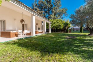 Xalet a Rocafort. Villa en la zona residencial de rocafort