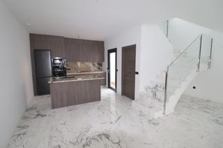 Rent House in Centro. Casa de pueblo en el centro de bétera