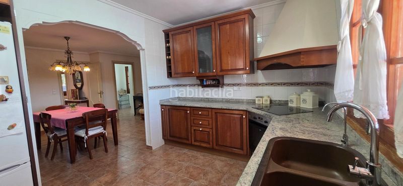 Foto a4637bde-8b84-4de4-9fd8-bd846a854518. Xalet amb aparcament piscina a La Cañada Paterna