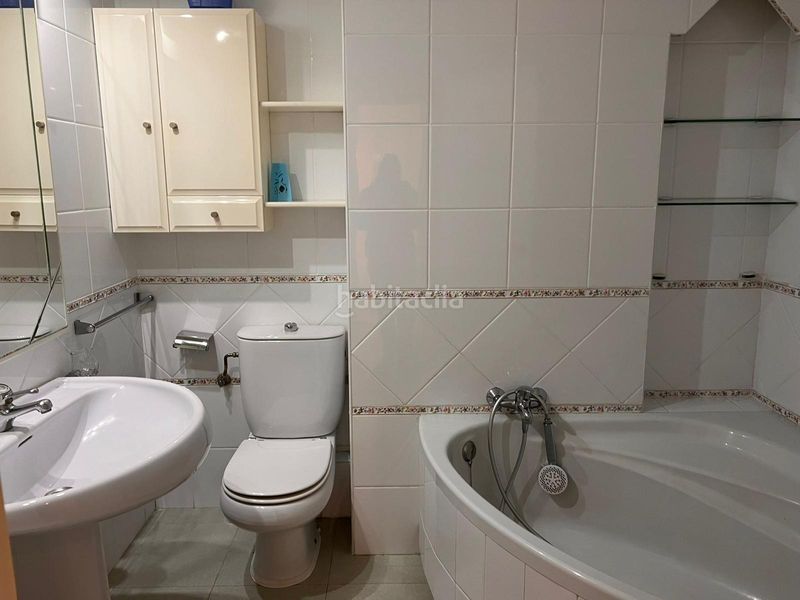 Foto 4ef70ad9-e4e1-4a54-9008-bb2b2311cead. Pis amb aparcament a Trinitat Valencia