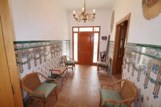 Miete Erdgeschoss in Rocafort. Vivienda en planta baja en el centro del pueblo