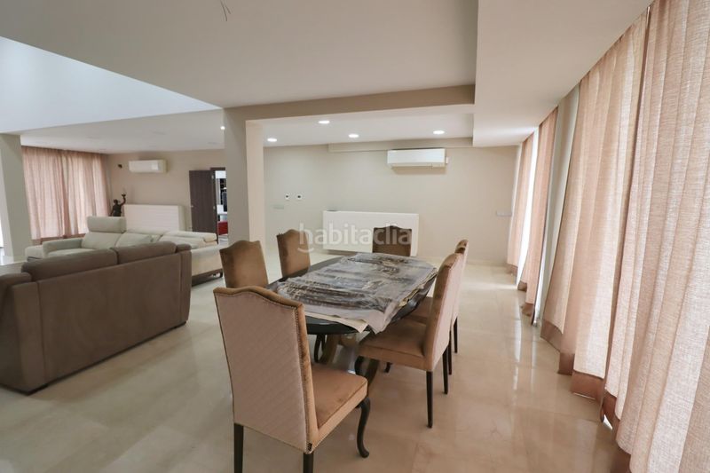 Foto aed9d9f1-b737-44e5-adb2-24c8f656a4e4. Chalet with parking pool in Nueva Santa Barbara - Cruz de Gracia Godella