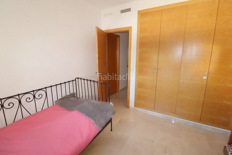 Foto 0acd5a69-ef71-474d-b8e6-e14a99c02e22. Casa aparellada amb calefacció aparcament piscina a Rocafort