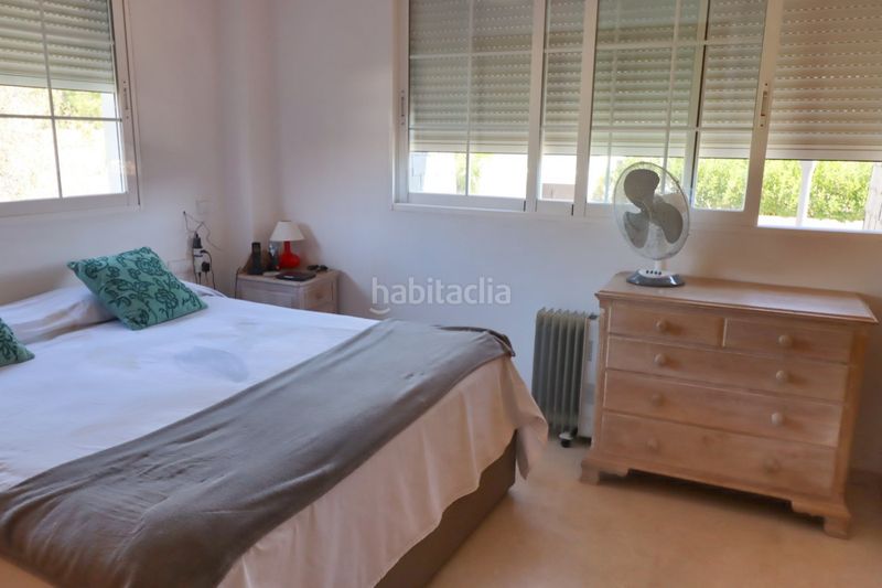 Foto a566a214-1859-4769-8300-f8ddd94856d4. Casa aparellada amb calefacció aparcament piscina a Rocafort