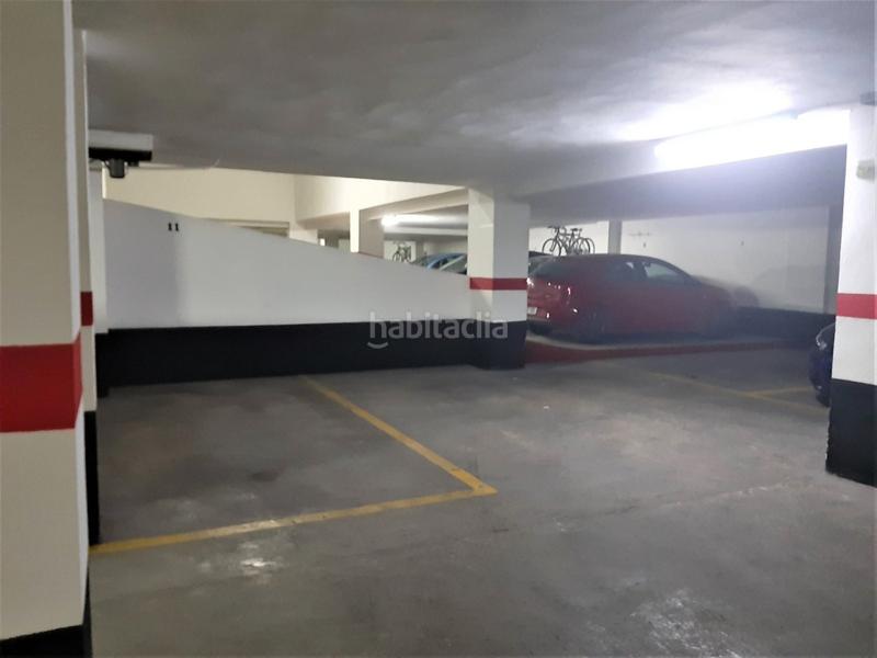 Foto ed9ada6e-b58a-4da4-9664-9a2e590b9dd5. Aparcament cotxe a Cardenal Benlloch Mislata