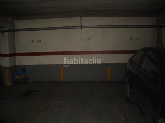 Foto d779e600-e8fc-497b-baa9-e277e89cd621. Autoparkplatz in La Constitución-Canaleta Mislata