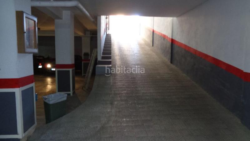 Foto 5ed7c971-5d06-41ae-ab85-047d84f889c0. Aparcament cotxe a País Valencià Mislata