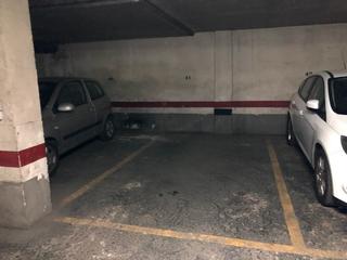 Aparcament cotxe a Cardenal Benlloch. Garaje en zona almassil en sótano 1