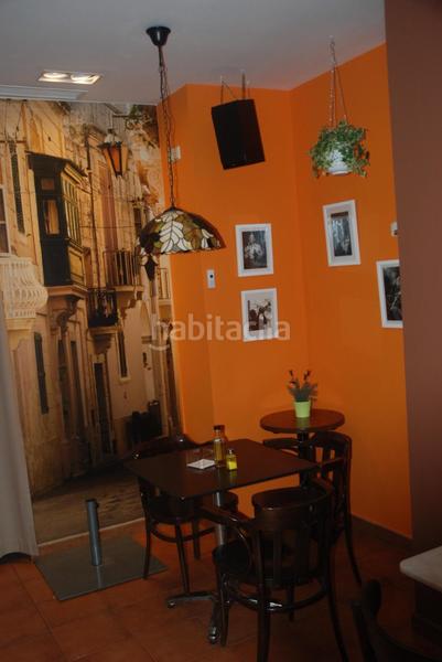 Foto 895290bf-1274-4ab9-90e2-7c6af81422dc. Alquiler local comercial en traspaso cafeteríarestaurante céntrico en Quart de Poblet