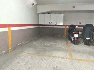 Miete Autoparkplatz in País Valencià. Garaje con armario trastero