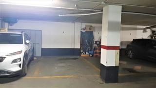 Location Parking voiture à Cardenal Benlloch. Amplio garaje en zona tranquila