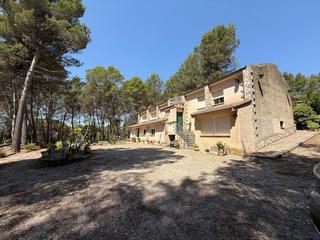Casa a Batoi. Vive en plena naturaleza en una casa independiente con piscina y