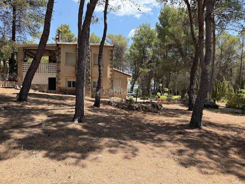 Foto 8ee1fa22-1436-445a-abcc-55d555bc576c. Casa amb aparcament a Batoi Alcoi