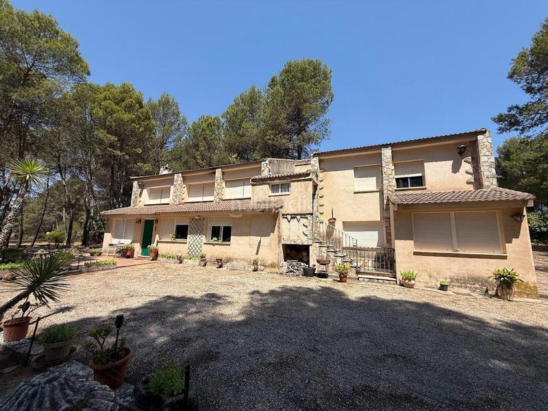 Foto 96a0dbcd-2f51-4355-ac13-4264e3f5c875. Casa amb aparcament a Batoi Alcoi