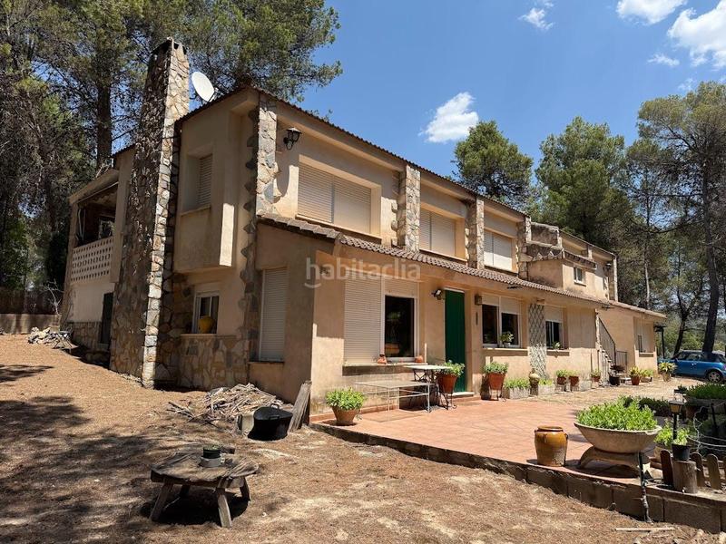 Foto d34afcf0-e06d-431c-802c-108ea6531e3d. Casa amb aparcament a Batoi Alcoi