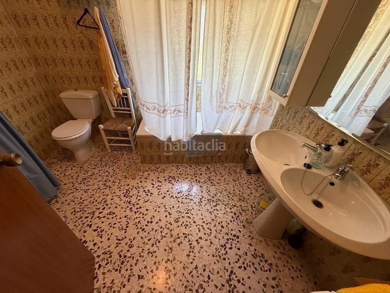 Foto d847b51c-837d-4074-b5f4-a724d115919a. Casa amb aparcament a Batoi Alcoi