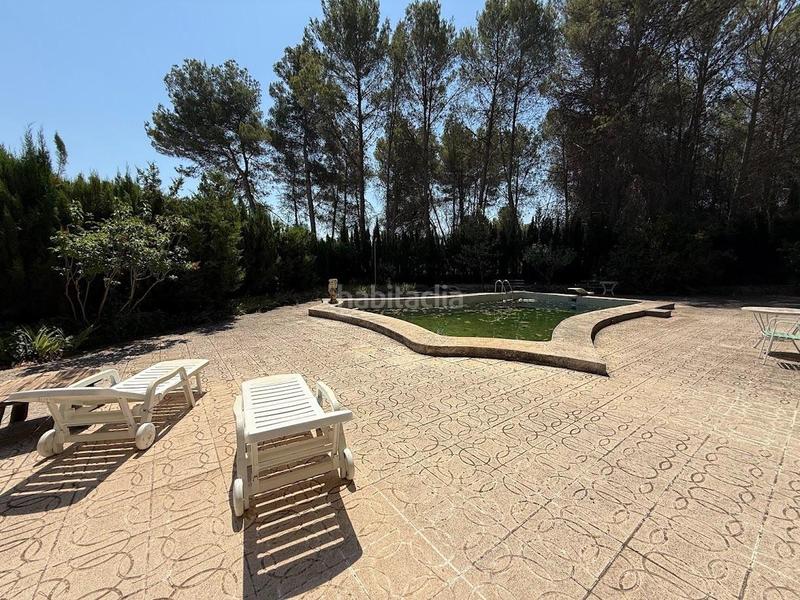 Foto db53a5a4-65f9-41fd-a679-4e11bfcc2255. Casa amb aparcament a Batoi Alcoi