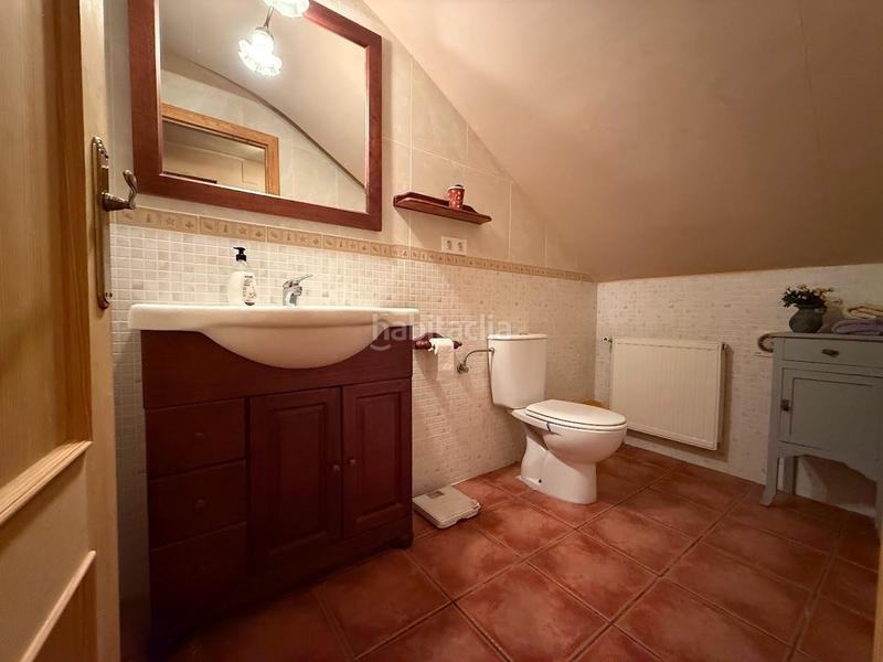 Foto e38691bd-c5eb-48a6-8ea0-61d7566150ed. Casa amb aparcament a Batoi Alcoi
