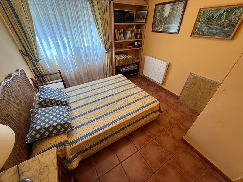Foto fe1ebff5-5e54-41bc-8003-e1f782f82f69. Casa amb aparcament a Batoi Alcoi