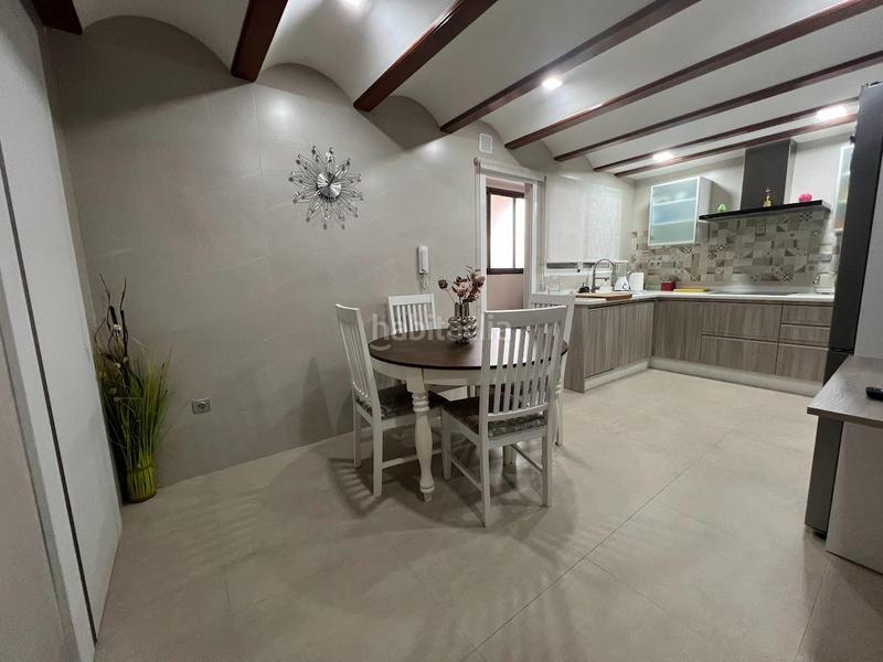 Foto fb58f2fe-8625-4c99-95d4-0919f26f3826. Appartement avec chauffage parking dans El Mercado Manises
