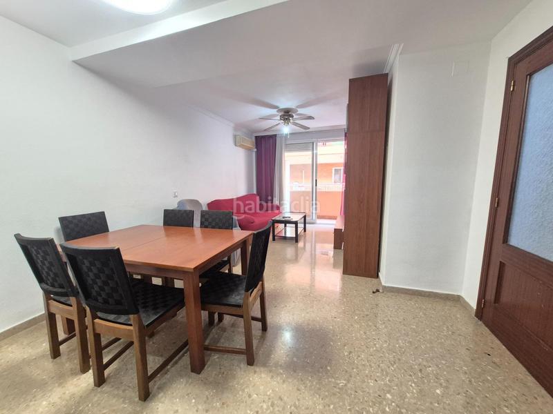 Foto b2e7aa45-b178-4031-9afb-f3ee56977191. Location appartement avec parking dans L´Eixereta Burjassot