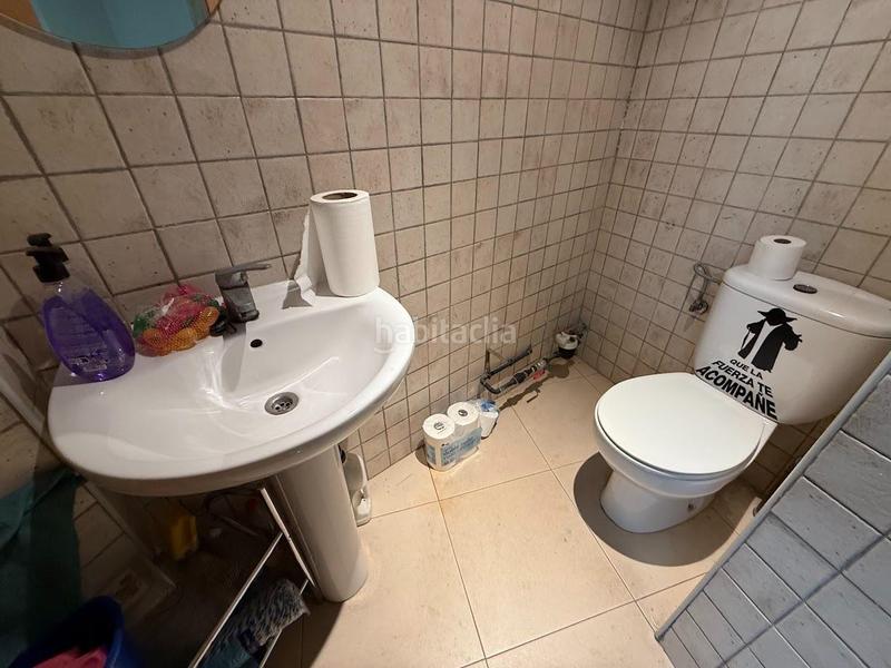 Foto 3e2c7269-7c2c-49f2-9e38-3c7107a3ac05. Alquiler local comercial  con gran visibilidad en Mislata