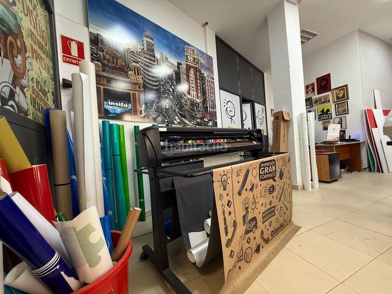 Foto db9f1354-0253-4eb8-94b0-999e8e9ec687. Alquiler local comercial  con gran visibilidad en Mislata