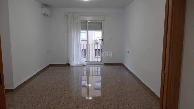 Foto a482d0cb-4c52-43d0-86a3-99b93f1981b8. Rent flat with heating in Cardenal Benlloch Mislata