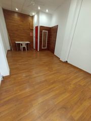 Local Comercial a La Constitución-Canaleta